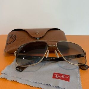 Ray-Ban Sunglasses RB3483